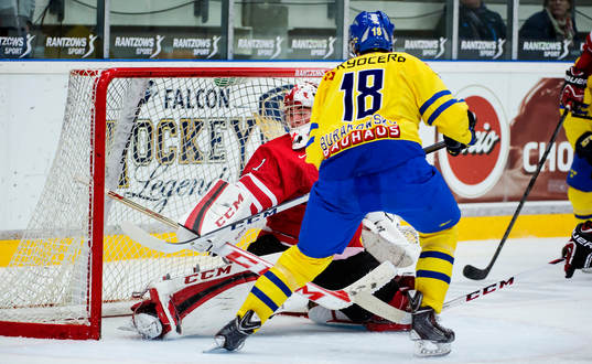Sveriges André Burakovsky gör 1-0