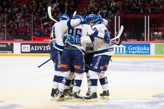 Leksands spelare jublar