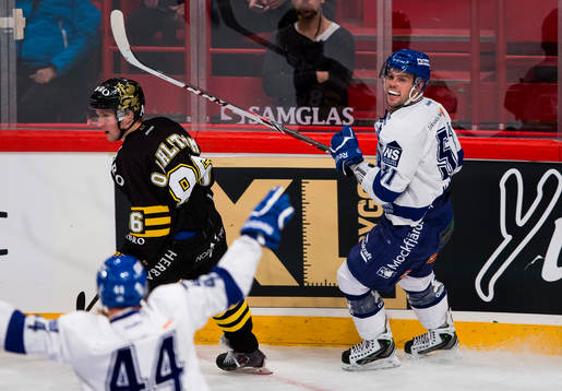 Leksands Kevin Kapstad jublar