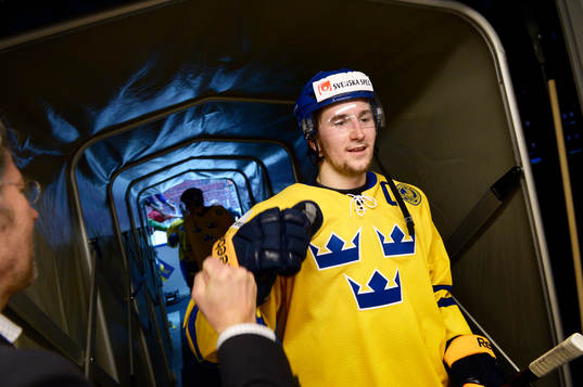 Sveriges Filip Forsberg lämnar isen