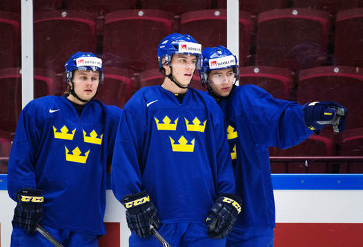 Lucas Wallmark, André Burakovsky och Christian Djoos på