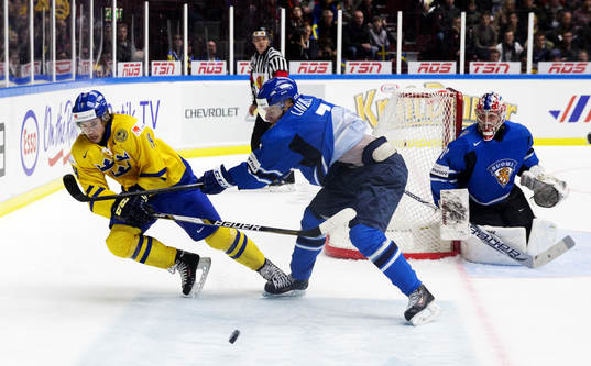 Sveriges Elias Lindholm och Finlands Esa Lindell och
