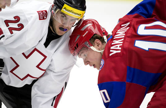 Bläddra bland fler bilder av Ishockey, JVM, Ryssland-Schweiz