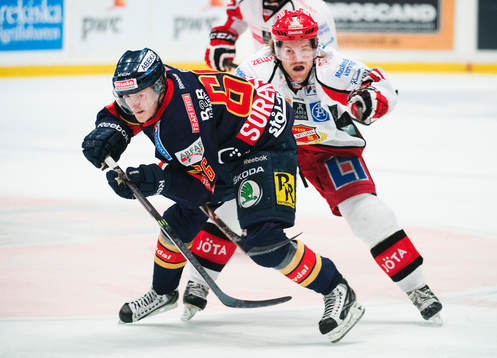 Djurgårdens Marcus Sörensen  mot Almtunas Johan Berggren