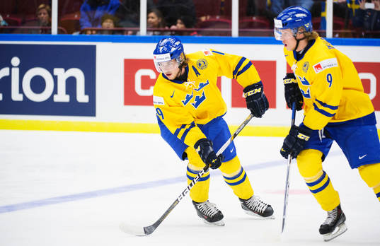 Sveriges Elias Lindholm och Jacob de la Rose