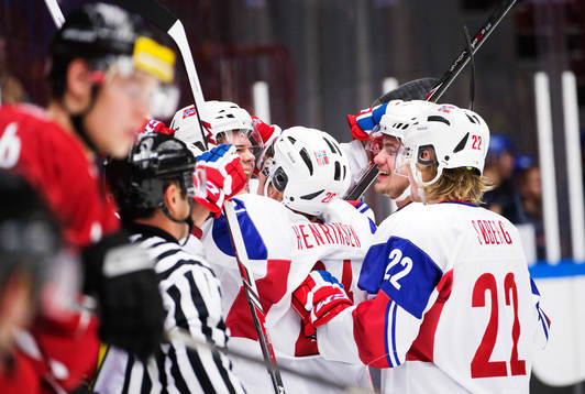 Norges Erlend Lesund jublar