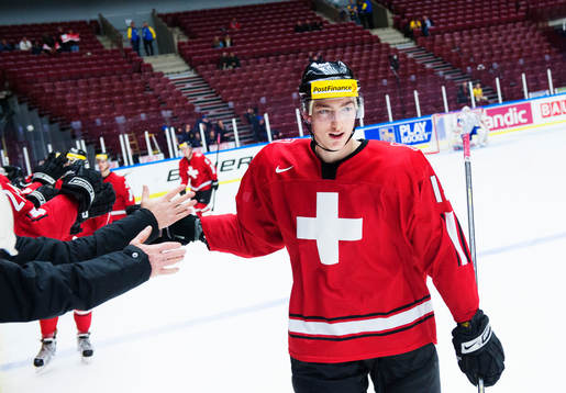 Schweiz Fabrice Herzog jublar
