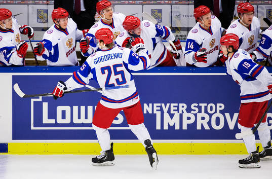 Rysslands Mikhail Grigorenko jublar
