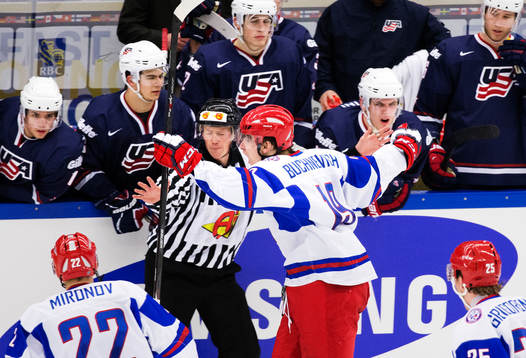 Rysslands Pavel Buchnevich jublar och hånar