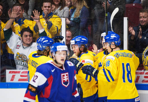 Sveriges Elias Lindholm jublar