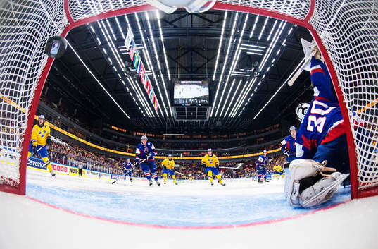3-0-pucken från Sveriges Filip Forsberg (ej i bild) går