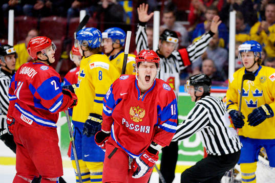 Rysslands Vyacheslav Osnovin skriker av frustration