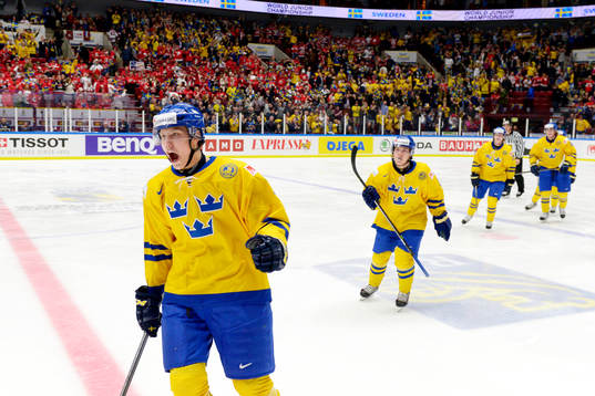 Sveriges Oskar Sundqvist jublar