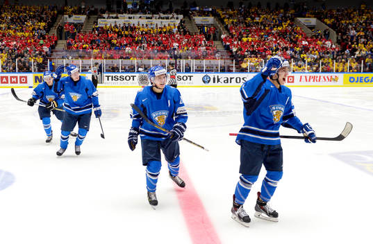 Finska spelare jublar