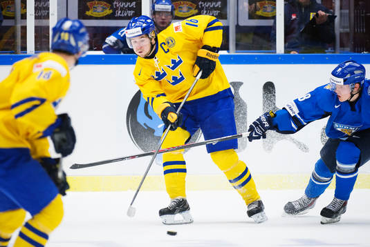 Sveriges Filip Forsberg utmanar Finlands Saku Kinnunen