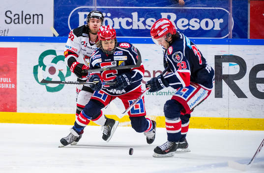 Södertäljes William Nylander Altelius med Malmö Redhawks