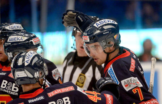 Djurgårdens Nils Andersson jublar