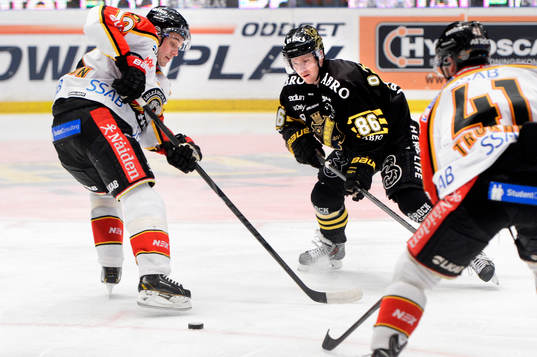 s Oscar Ahlström
