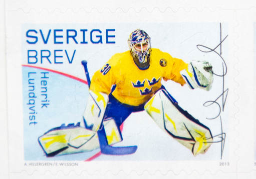 Henrik Lundqvist som frimärke fotograferad