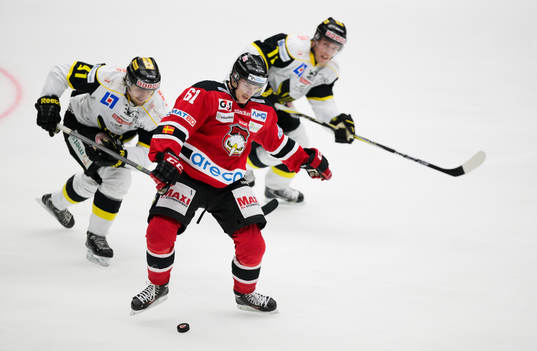 Nicklas Jadeland i Malmö tappar klubban