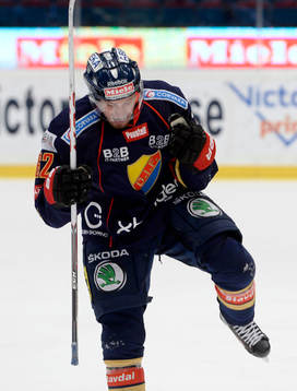 Djurgårdens Jens Jakobs jublar