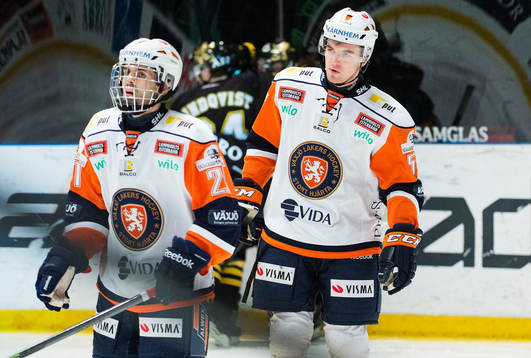 Växjös Cory Murphy  och Eddie Larsson deppar