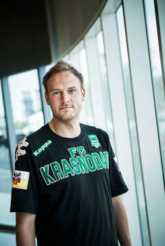Andreas Granqvist på träningsläger med sitt ryska