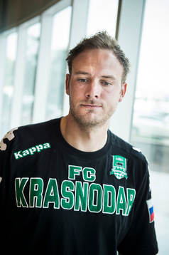 Andreas Granqvist på träningsläger med sitt ryska