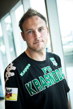 Andreas Granqvist på träningsläger med sitt ryska