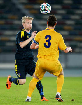 Sveriges Johan Larsson och Moldaviens Victor Golovatenco