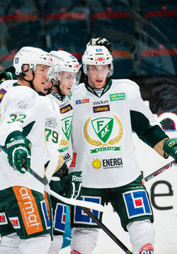 Färjestads spelare jublar