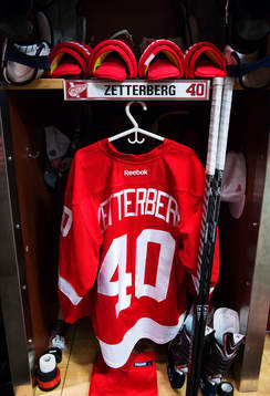 Henrik Zetterbergs matchtröja är upphängd i NHL-laget