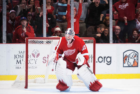 Detroits målvakt Jimmy Howard jublar