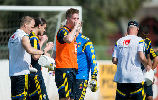 Vattenpaus, i mitten Pontus Jansson