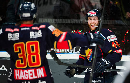 Djurgårdens Mattias Guter jublar