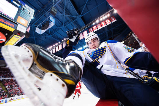 St Louis Magnus Pääjärvi gör ett byte