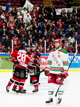 Malmö Redhawks Magnus Häggström jublar