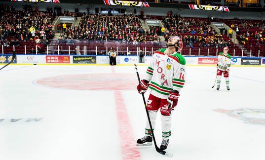 Moras Johan Alcén deppar