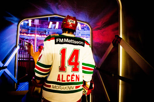 Bläddra bland fler bilder av Ishockey, Hockeyallsvenskan, Malmö Redhawks - Mora