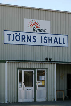 Exteriör på Tjörn's ishall 24 januari 2014 i Rönnäng.