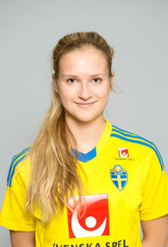 Moa Hedell, Sverige