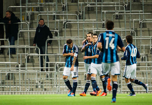 Djurgårdens  spelare jublar