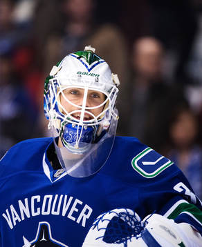 Vancouvers målvakt Eddie Läck