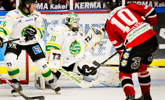 Malmö Redhawks Robin Alvarez gör 1-0 bakom Björklövens