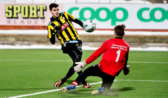 Häckens Alexander Jeremejeff gör 3-1 bakom Ljungskiles