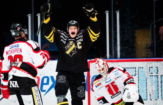 s Patric Blomdahl  jublar