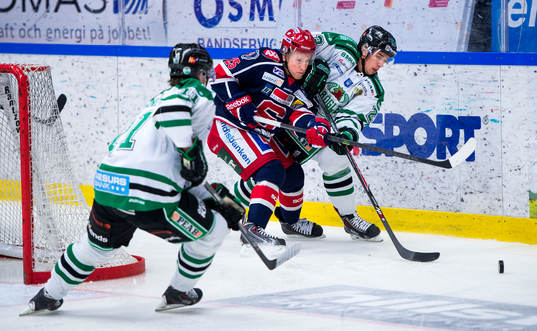 Södertäljes Jake Marto och Rögles Daniel Sylwander