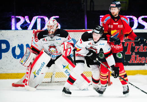Malmös Johan Björk och Djurgårdens Michael Holmqvist