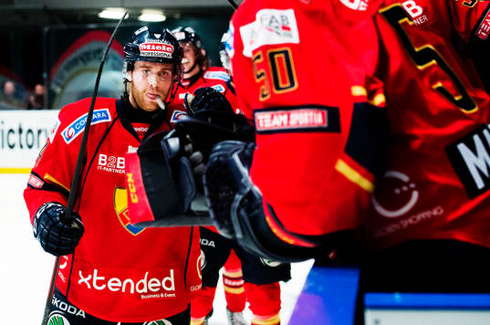 Djurgårdens Mattias Guter jublar