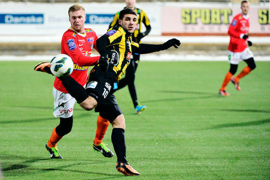 Falkenbergs Per Karlsson och Häckens Moestafa El Kabir